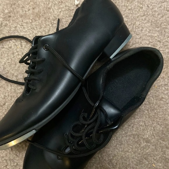 Tap shoes - Picture 2 of 3